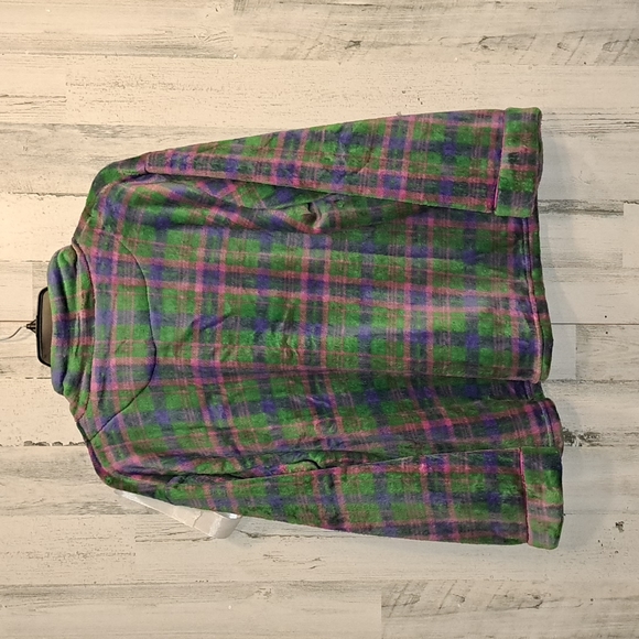 1109 Jeffery Banks Printed Plush Pajama Set - Picture 4 of 10